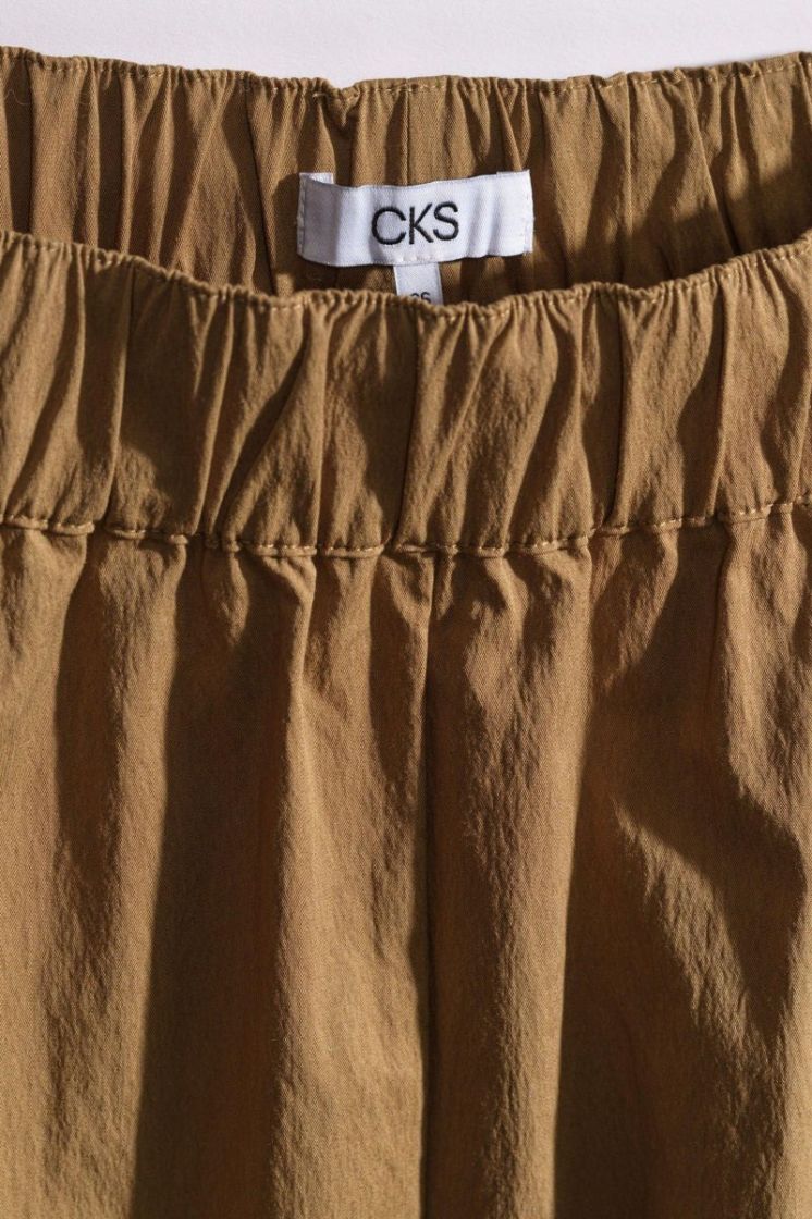317892-GNM GREEN MEDIUM koffie
