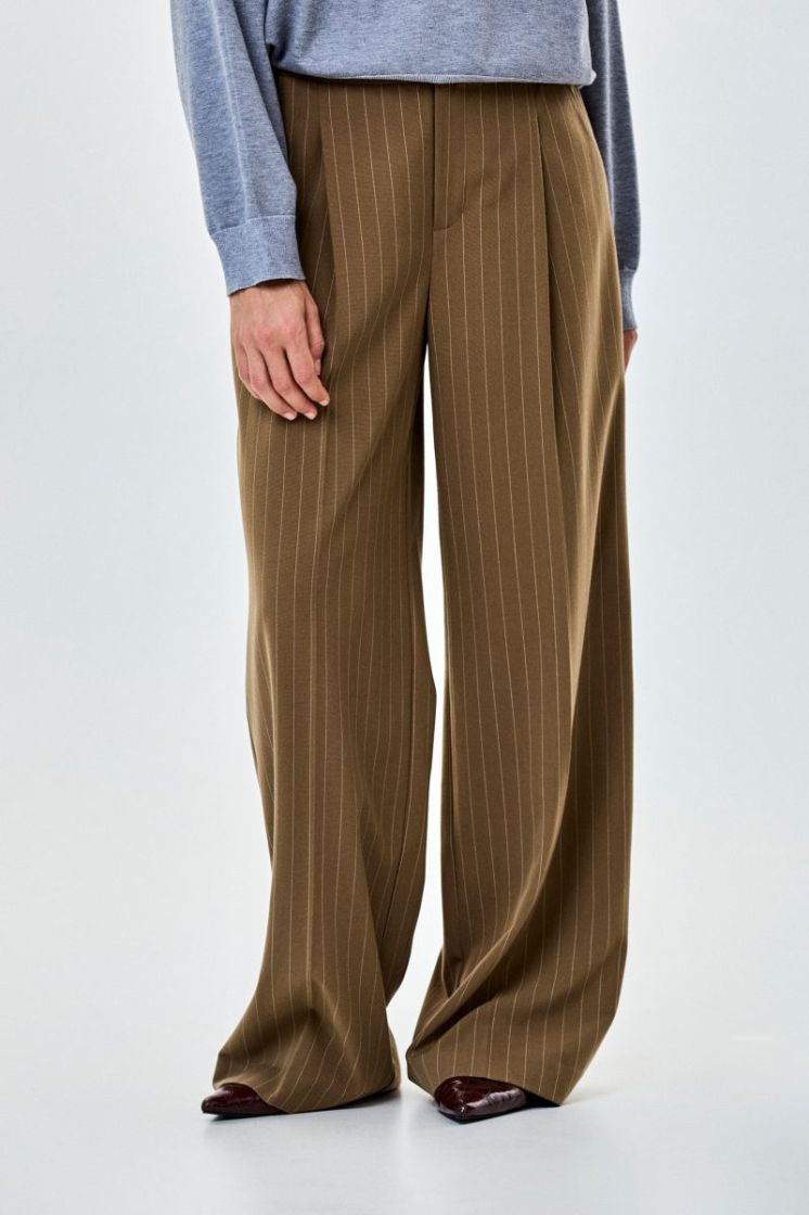 317907-GNM GREEN MEDIUM koffie