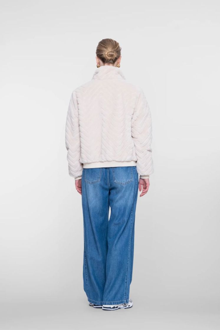 000010-OFF-WHITE beige