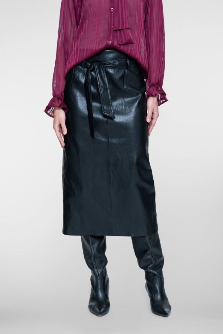 66535-19-000999 BLACK zwart